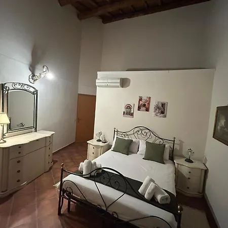 Casa Fiore Nella Roccia Frühstückspension *