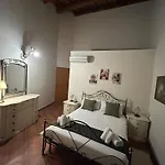 Casa Fiore Nella Roccia Bed & Breakfast 3*