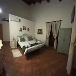 Casa Fiore Nella Roccia Bed & Breakfast 3*