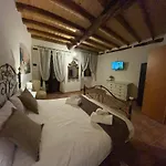 Bed & Breakfast Casa Fiore Nella Roccia 3*