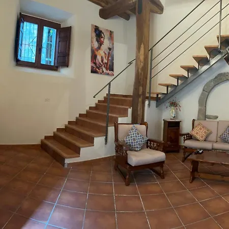 Bed & Breakfast Casa Fiore Nella Roccia Castiglione De Sicilia