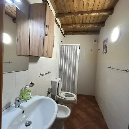Casa Fiore Nella Roccia