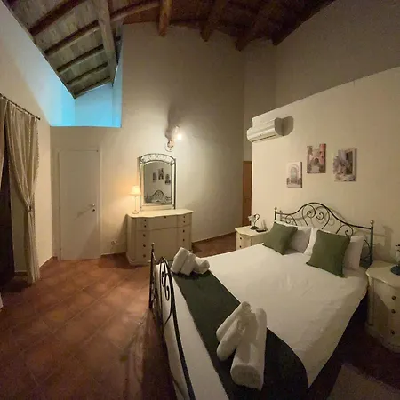 Casa Fiore Nella Roccia Bed & Breakfast