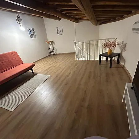 Casa Fiore Nella Roccia